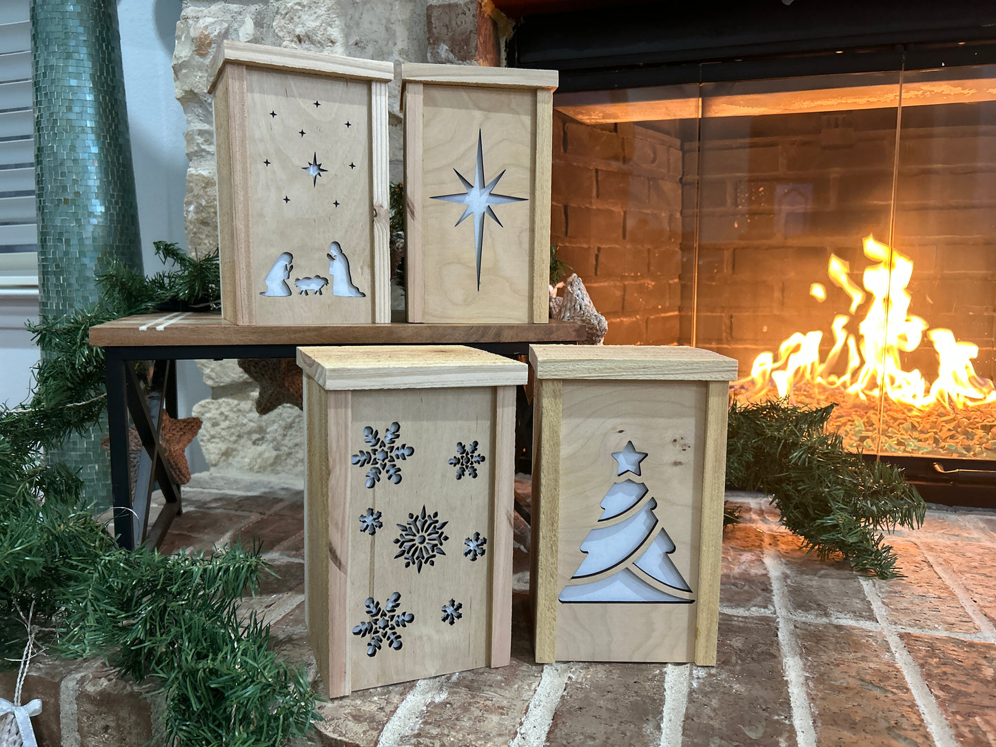Cedar Christmas Lanterns with Changeable Faces