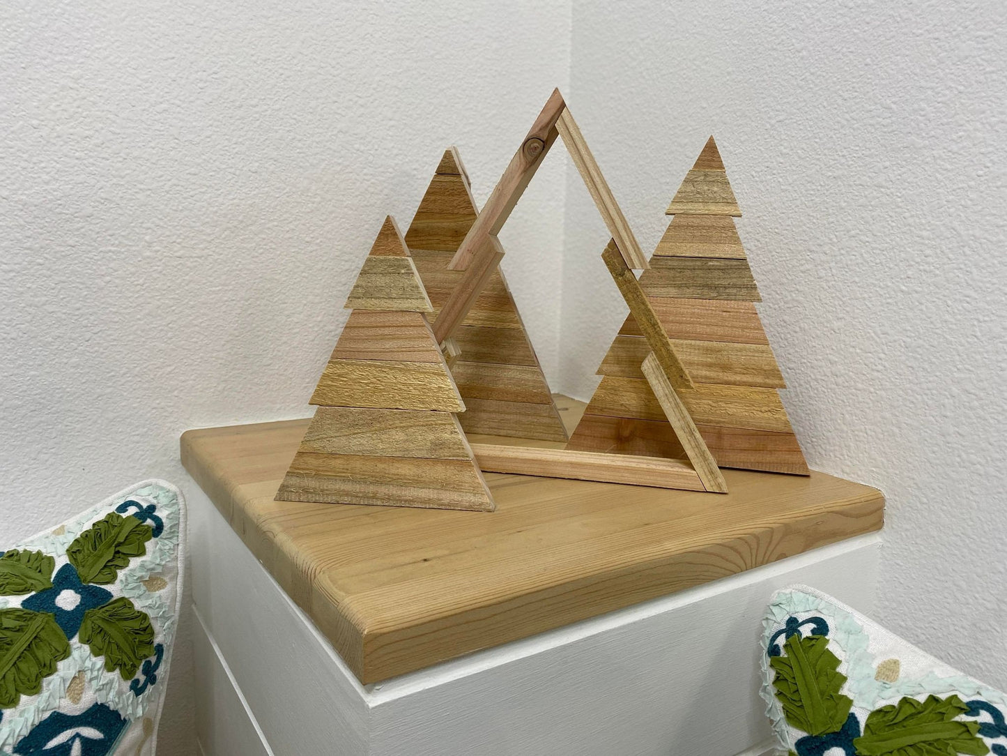 Cedar Christmas Trees (4 pack)