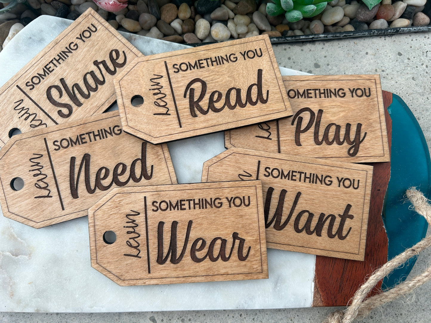 Something To Wear, Share, Read Wood Tag 6-pack