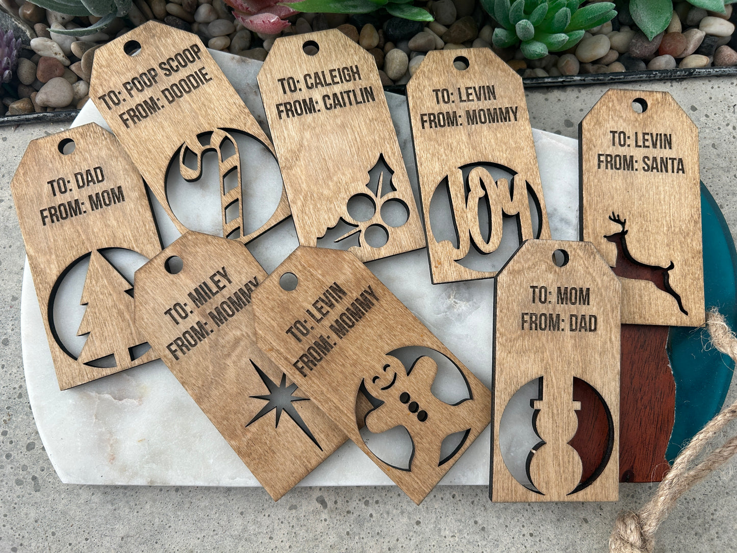 Customizable Wood Gift Tags 8-pack